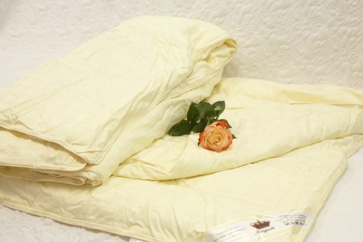 Купить шелковое одеяло в Ростове на Дону